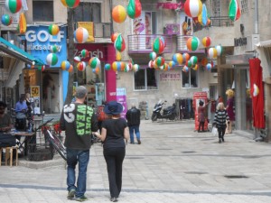 Festive mood in the streets of Jerusalem